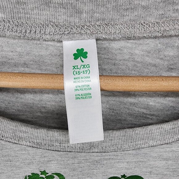 NEW St. Patricks Day Juniors Shamrock Graphic T-Shirt XL/XG (15-17) Cotton Blend - Picture 4 of 6